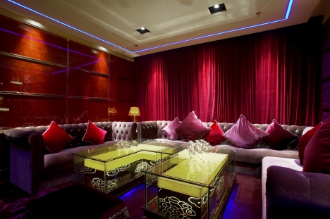 石家庄陪唱漂亮放得开的真空KTV会所消费体验